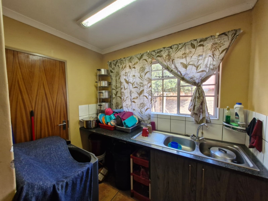 4 Bedroom Property for Sale in Kathu Northern Cape